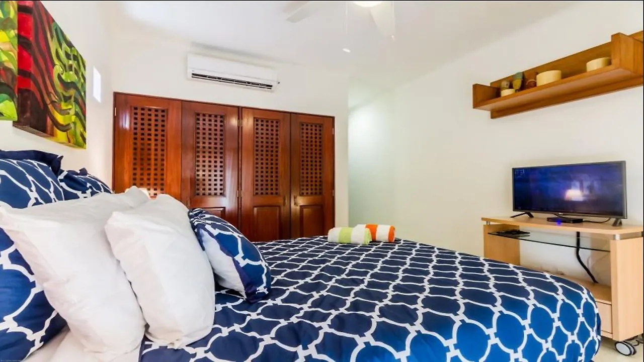 Playa Kaan Condominiums- Unit 22 Playa del Carmen Apartment