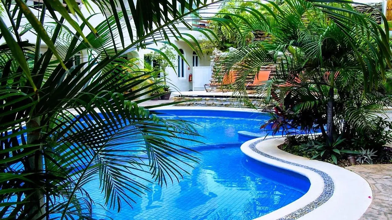 Playa Kaan Condominiums- Unit 22 Playa del Carmen Apartment